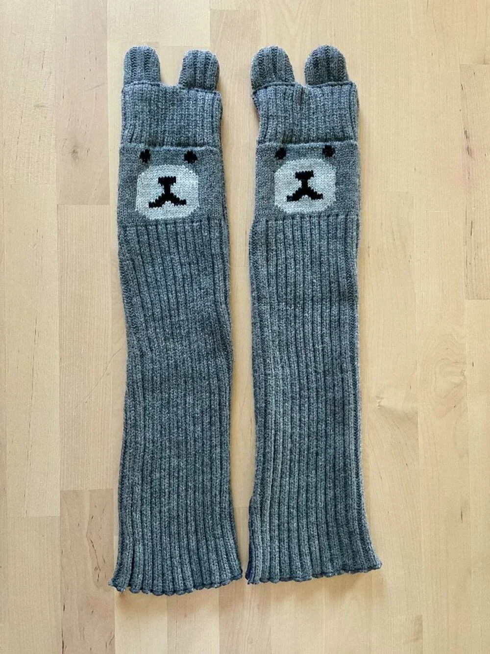 Teddy Fresh Women's Gray Thick Rib Bear Leg Warmers with Ears NWOT NEW One Size